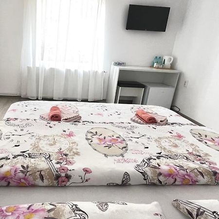 Apartament Linistit / Cozy Apartment Campulung Moldovenesc Exterior photo