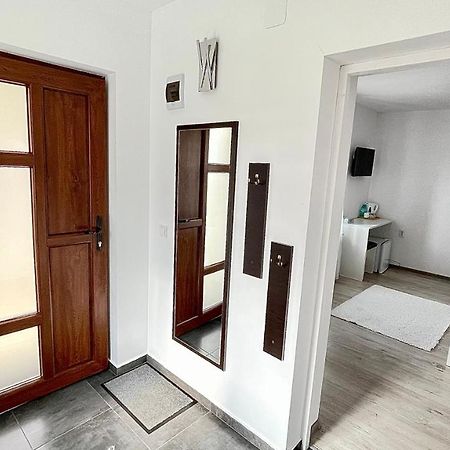 Apartament Linistit / Cozy Apartment Campulung Moldovenesc Exterior photo