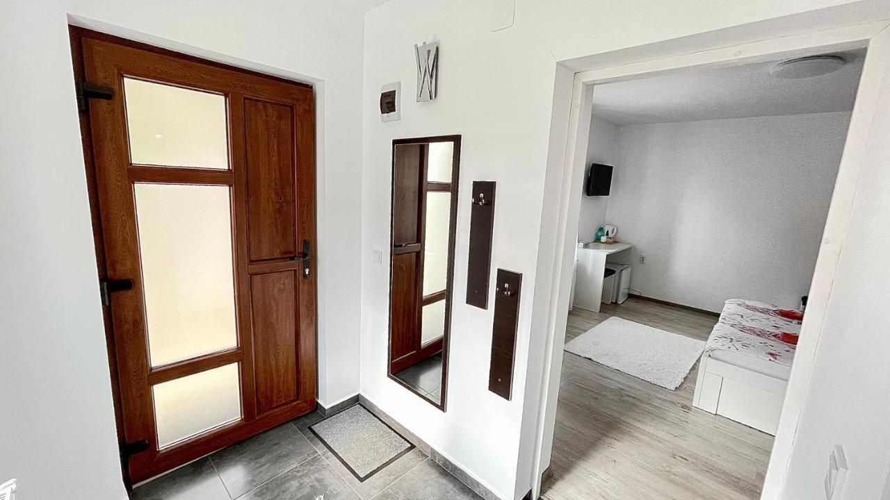 Apartament Linistit / Cozy Apartment Campulung Moldovenesc Exterior photo